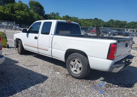 2005 Chevrolet Silverado 1500 Ls z USA, uszkodzony, nr VIN 1GCEC19V75Z112850